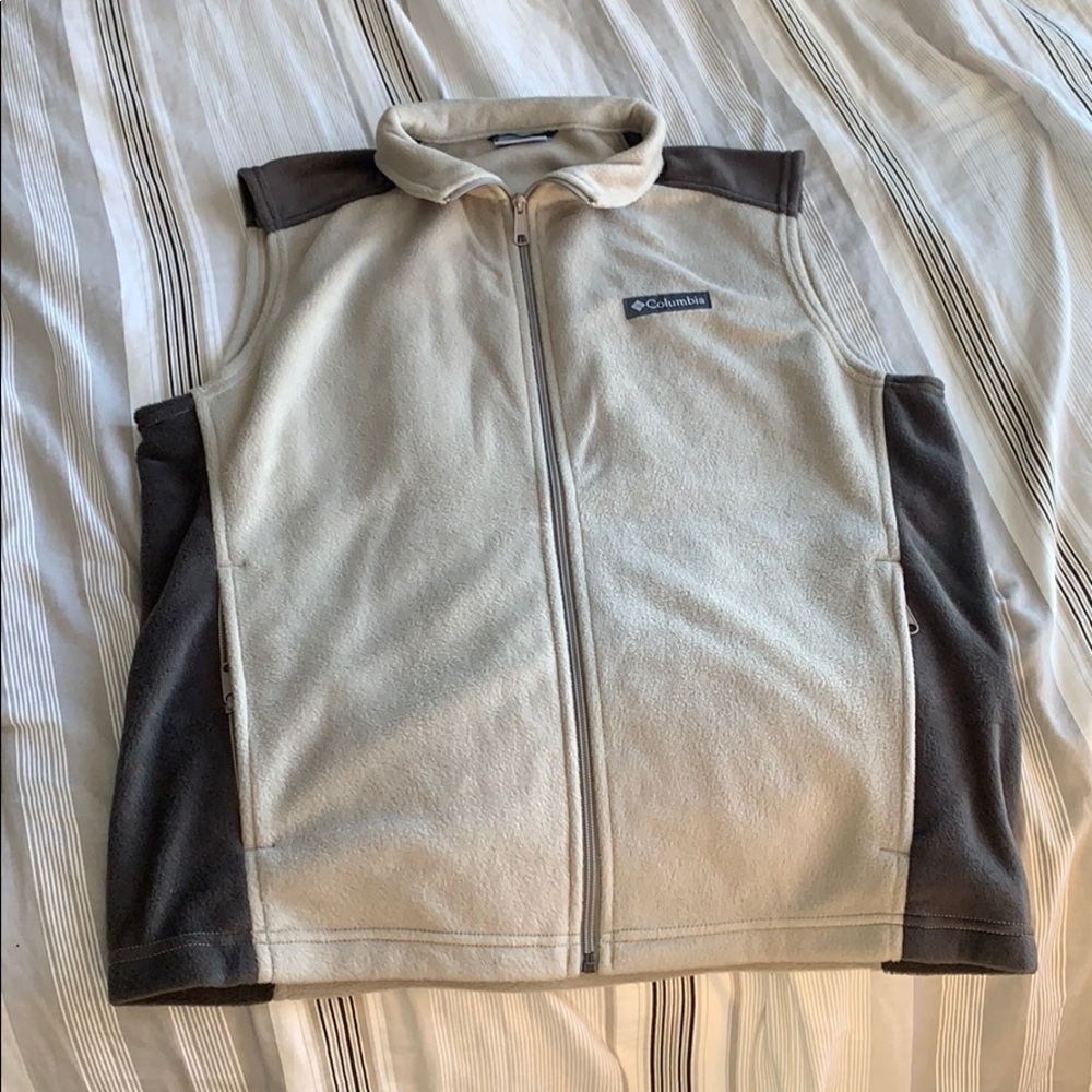Columbia vest
